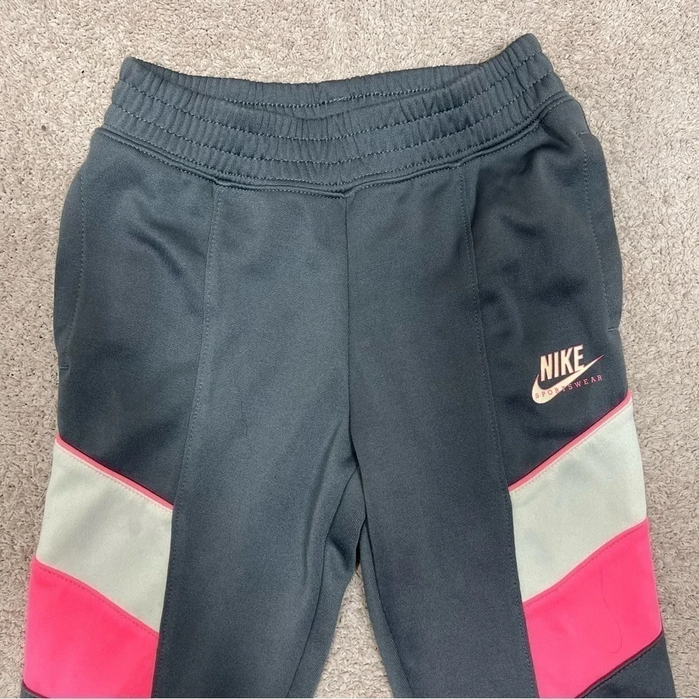 Nike Sportswear Girls Gray and Pink Jogger Track Sweatpants Size 4 Active Casual